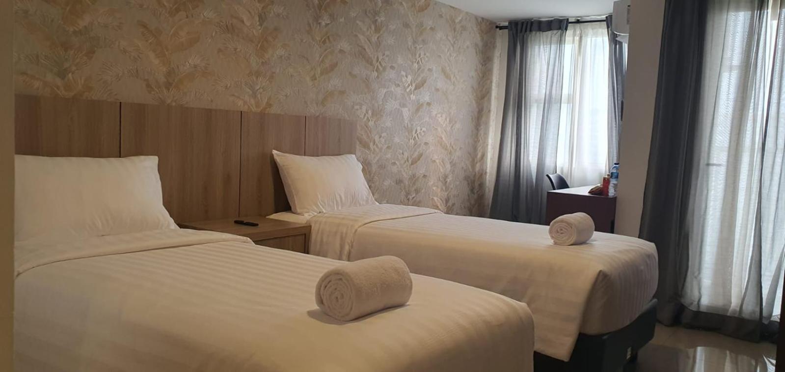 Nemuru Hotel Ciputat Pondokcabe Hilir Екстериор снимка